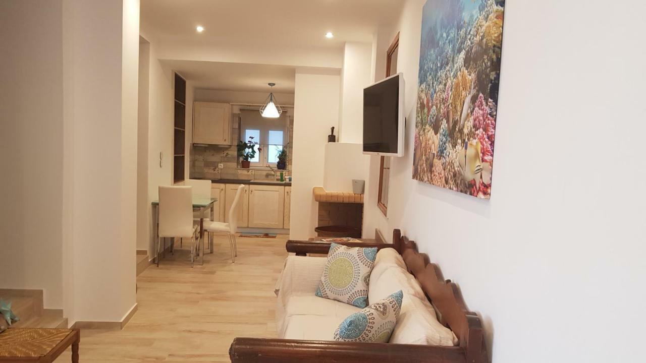 Apartmán Blue Island Batsíon Exteriér fotografie
