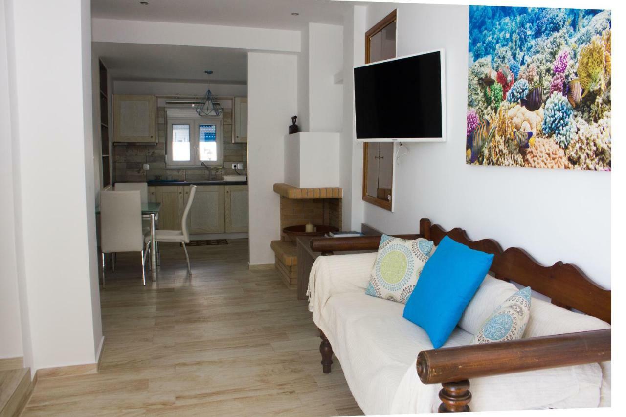 Apartmán Blue Island Batsíon Exteriér fotografie