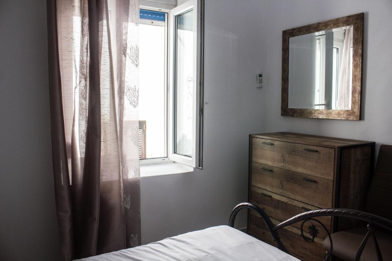 Apartmán Blue Island Batsíon Exteriér fotografie